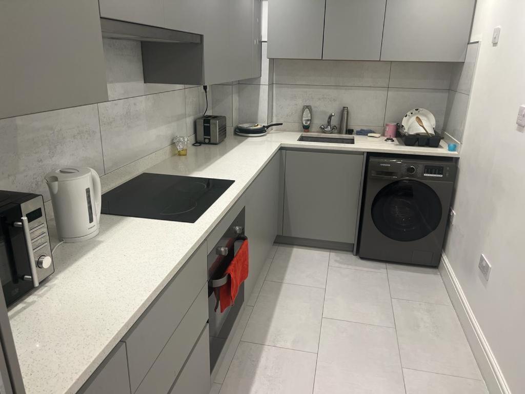 Amazing Flat 2 In Battersea Apartment London Exterior photo